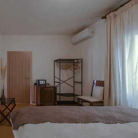 Apartamento 1951 *